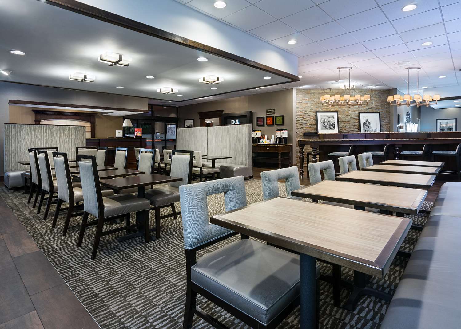 restaurant cafeteria