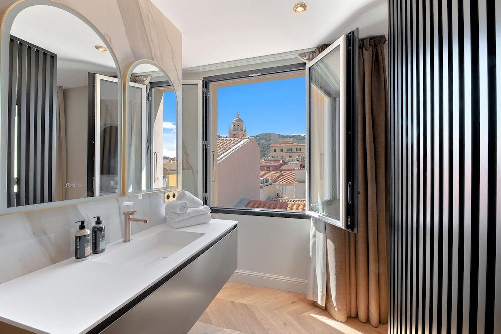Hotel San Carlu Citadel 58/60