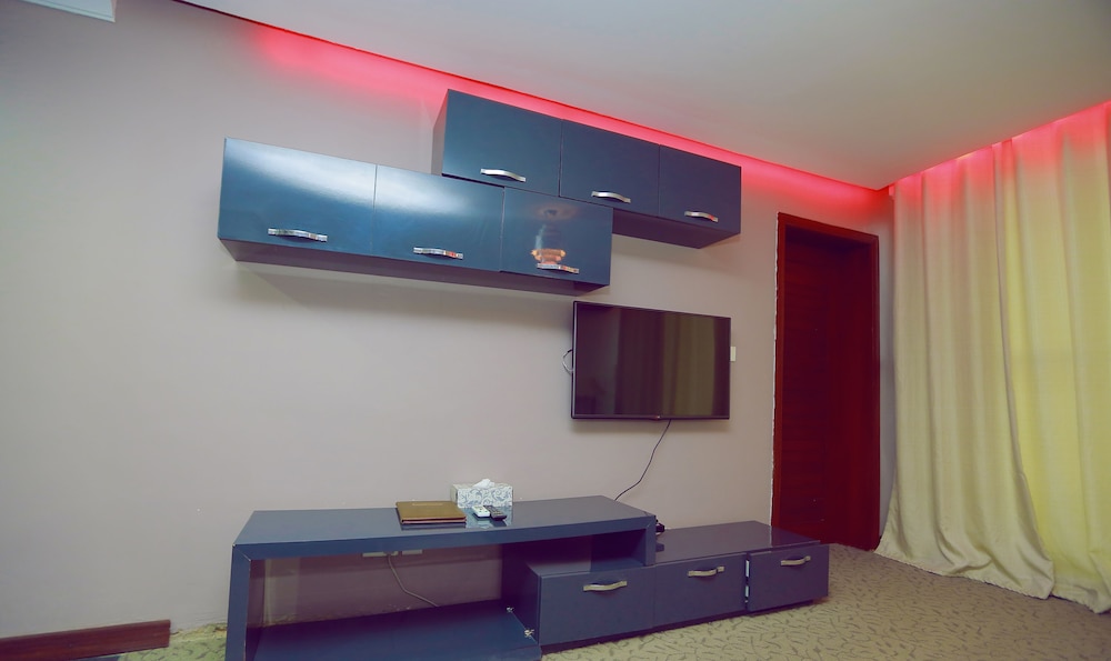 Regency Park Hotel 30/50