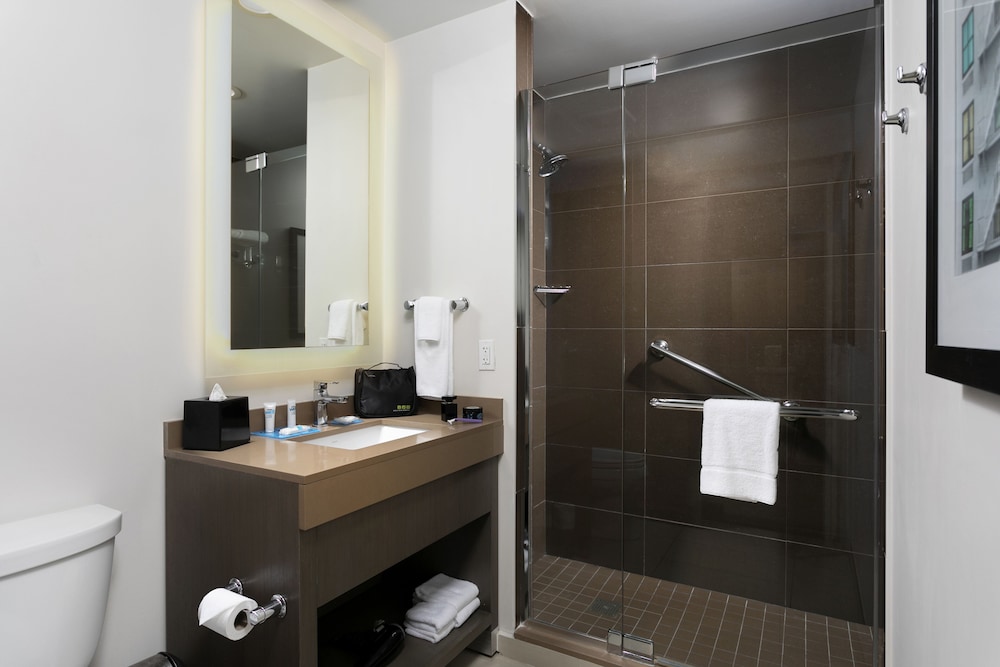 Hyatt House San Juan 14/74