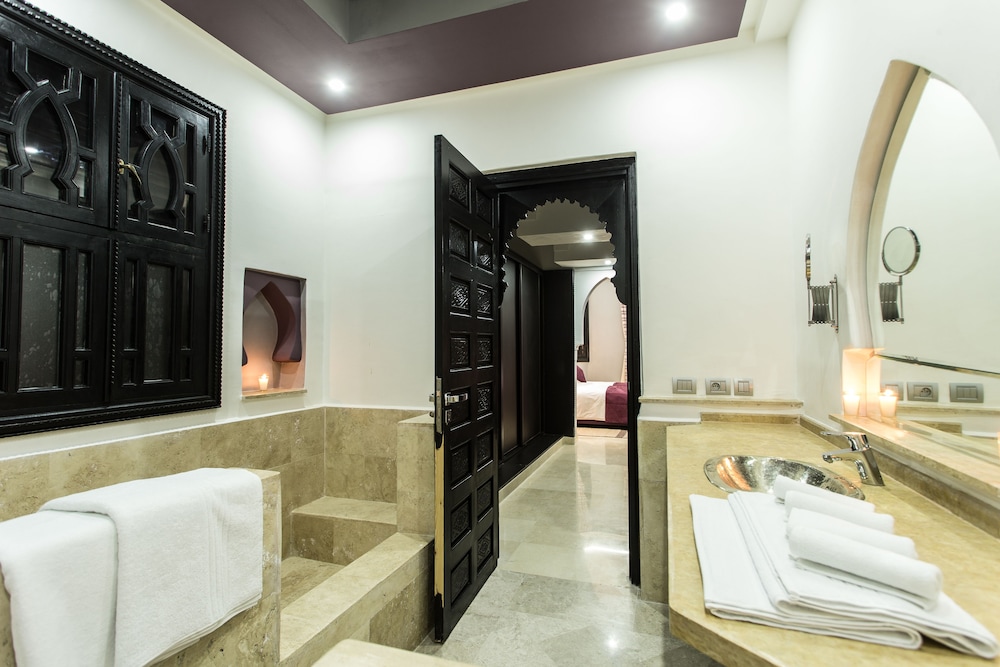 The Bird Exclusive Guest House & Spa 25/50