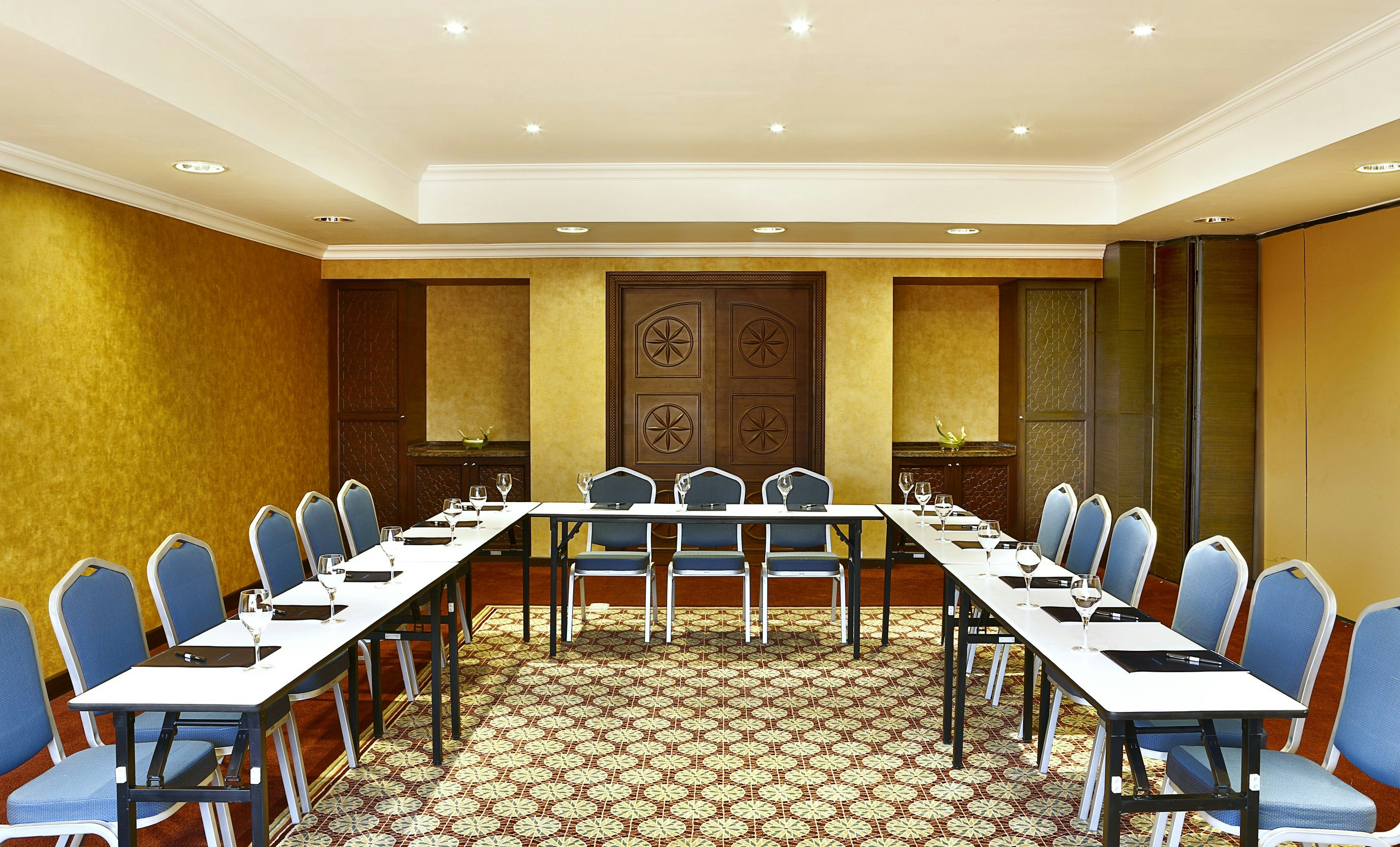 Hilton Alexandria Kings Ranch 28/35