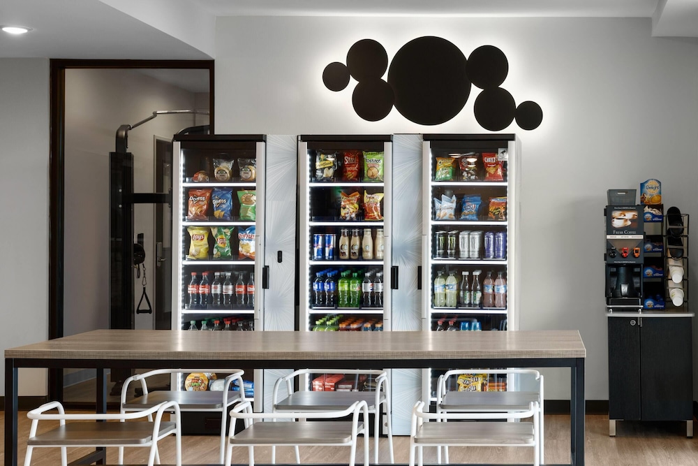 ECHO Suites Extended Stay by Wyndham 21/30
