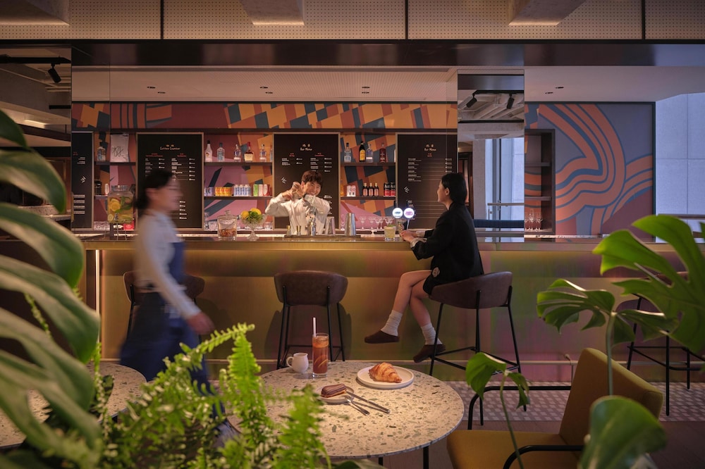 Caption by Hyatt Zhongshan Park Shanghai 34/44