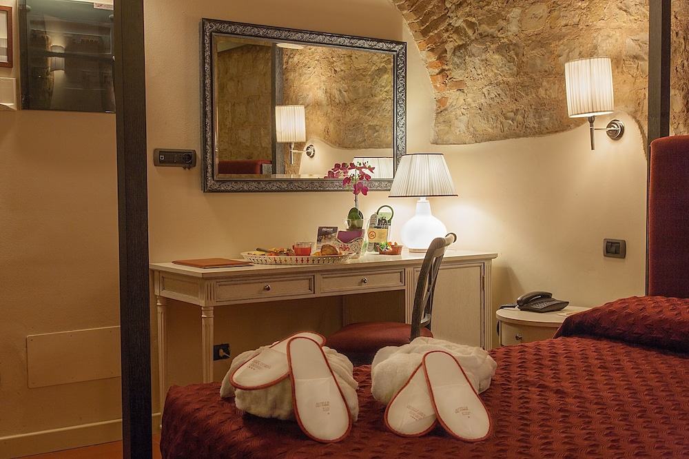 Country Hotel Borgo Santippolito 55/70