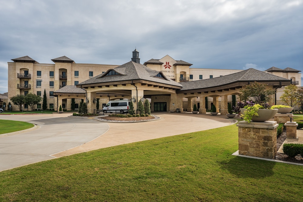 Shangri La Resort Afton 6/50