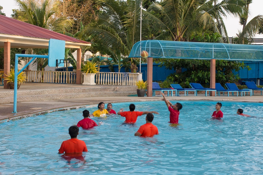 Whiterock Beach Hotel And Waterpark 45/73