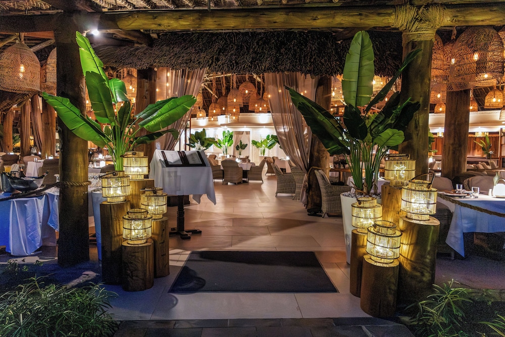 Breezes Beach Club & Spa 15/64