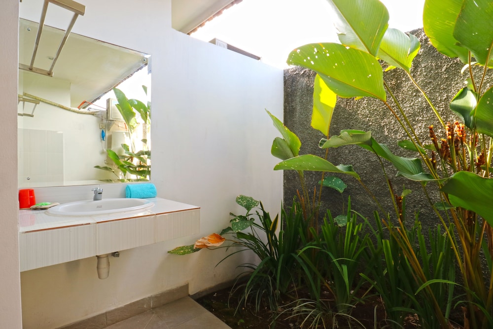 Pererenan Nengah Guesthouse 35/72
