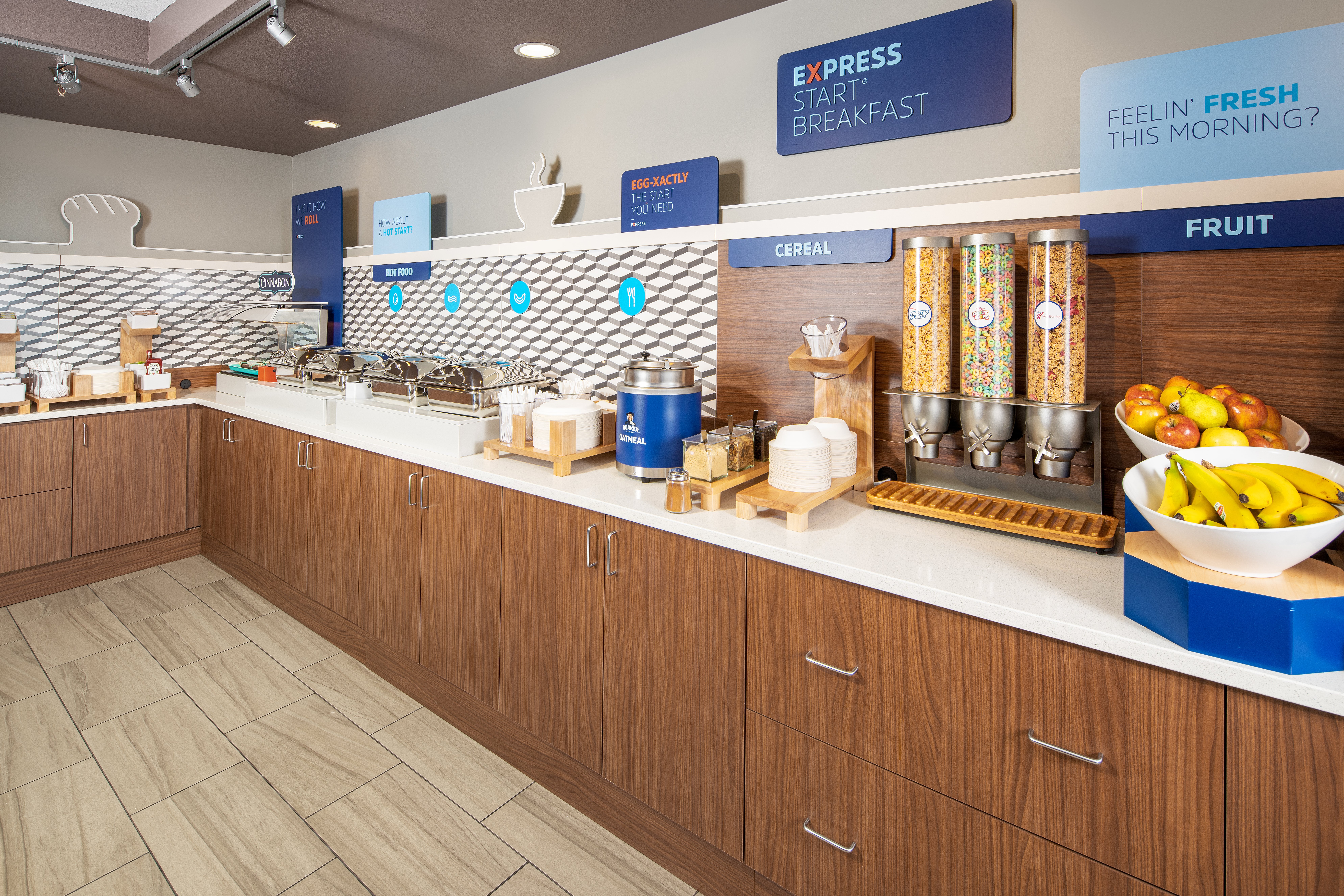 Holiday Inn Express Hotel & Suites Bellevue-Omaha Area 7/26