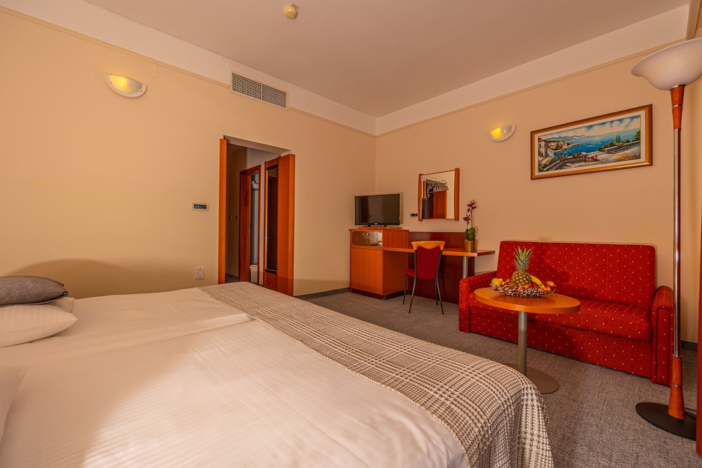 Hotel Marina 23/51
