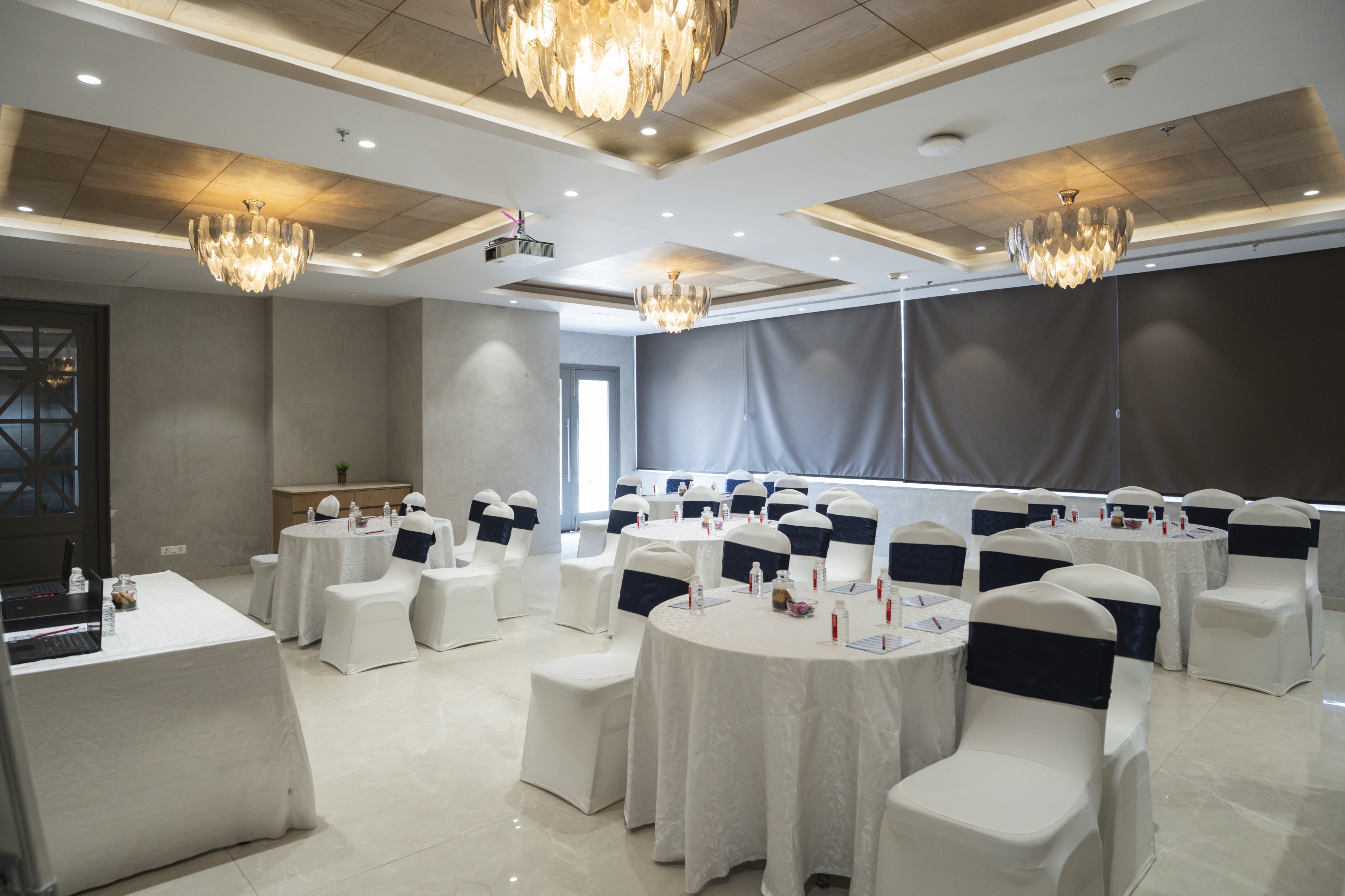 AR Suites KLJ Square 44/50