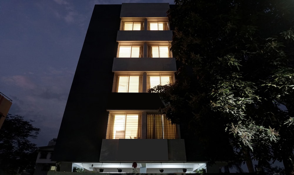 Fabhotel Ajay Inn Viman Nagar 2/37