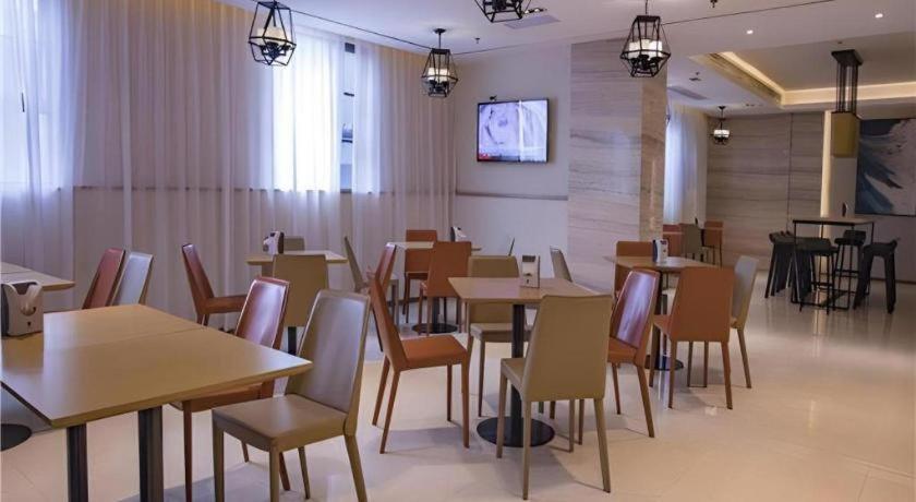 City Comfort Inn Hainan Tunchang Changsheng Road 37/50
