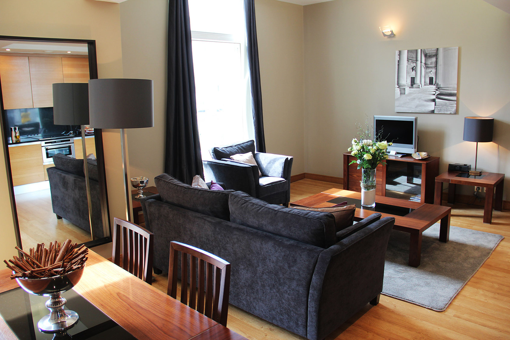 Quebecs Luxury Apartments 27/35