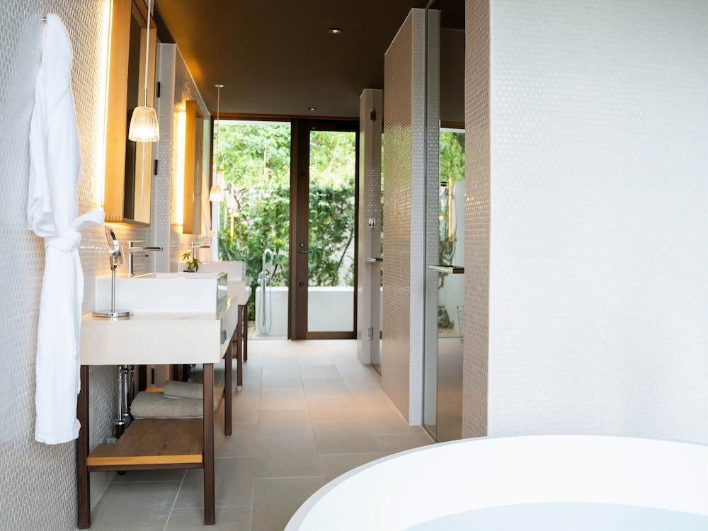 Suite, Villa, Quadruple, Twin Beds, Sofa، The Rescape 5/6