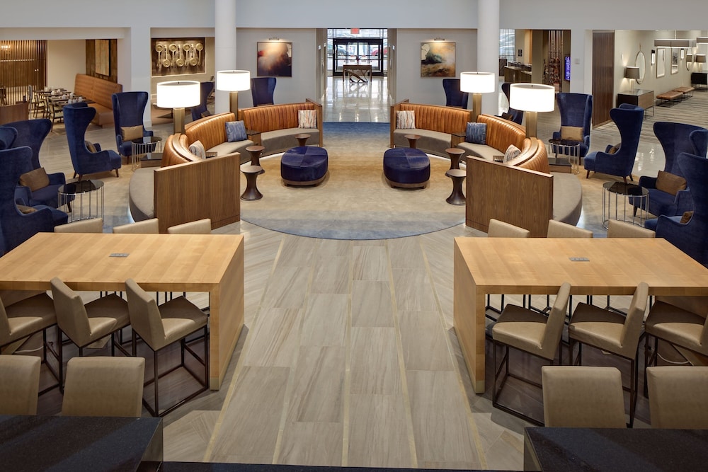 Nashville Airport Marriott 56/72