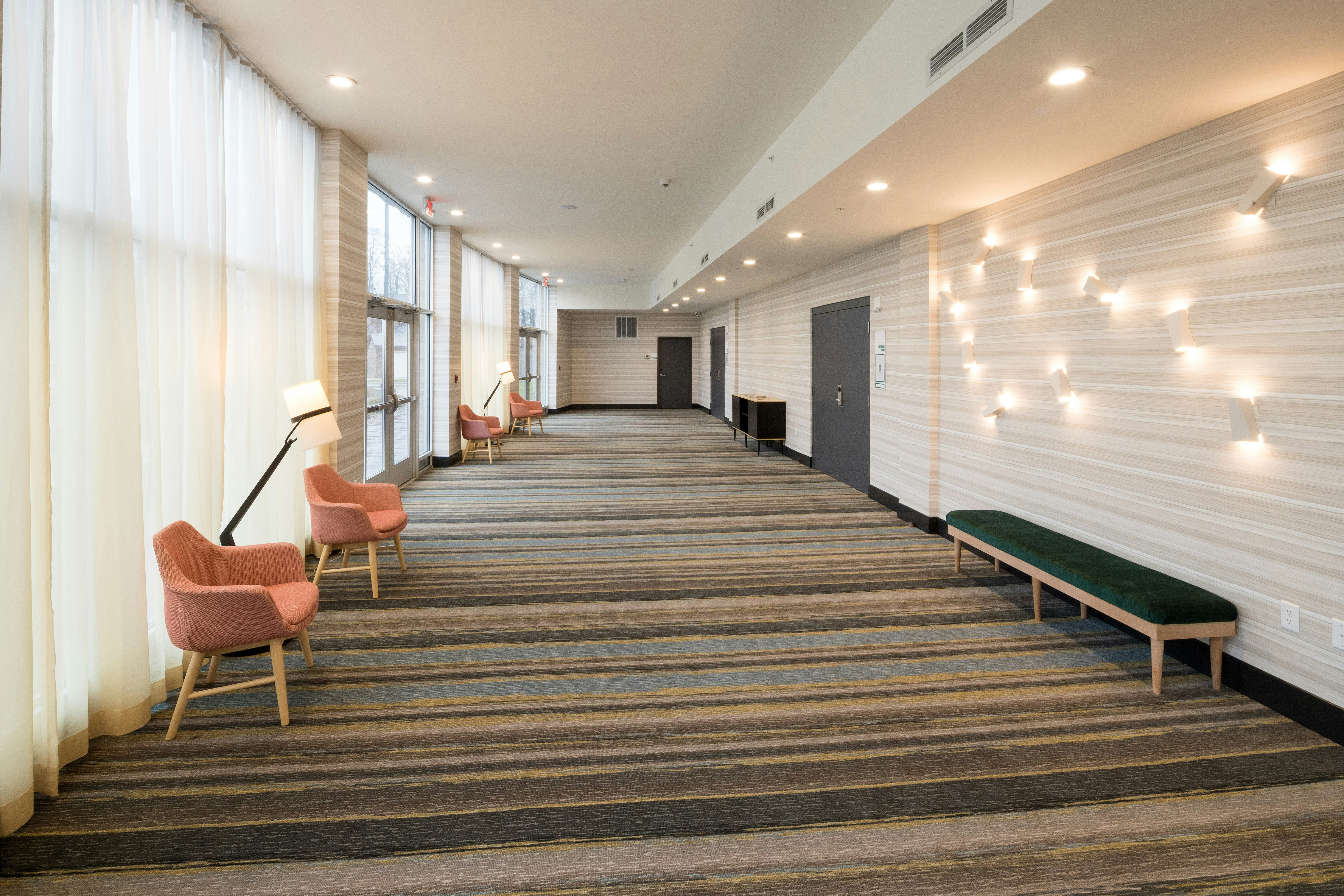 Holiday Inn Kalamazoo West 27/44