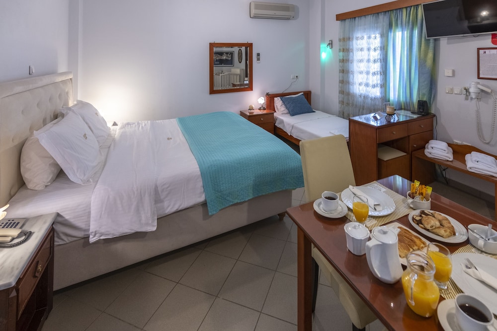 Irida Resort Suites 25/78
