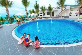 Sea Star Resort Quang Binh 7/66