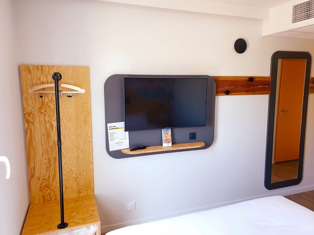 greet hotel Castets Coeur des Landes 7/50