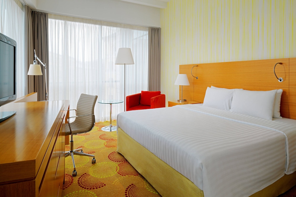 Courtyard By Marriott Budapest City Center Hotel 4/45