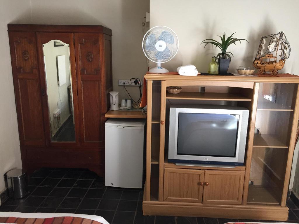 Travellers Nest Guesthouse 93/93