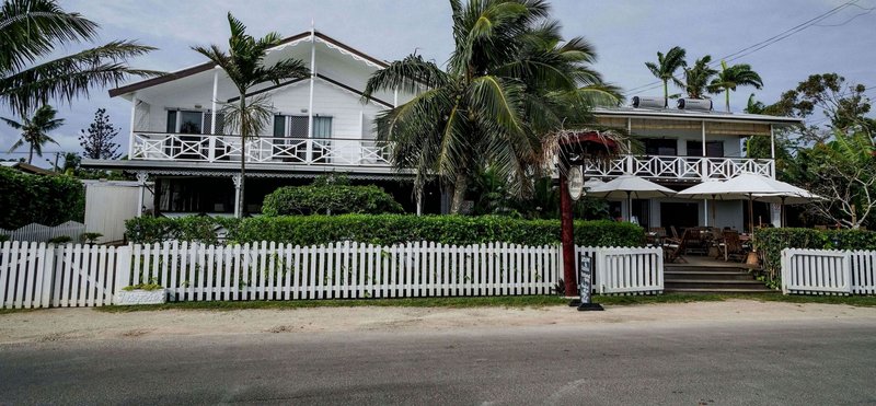 The Seaview Lodge 2/9