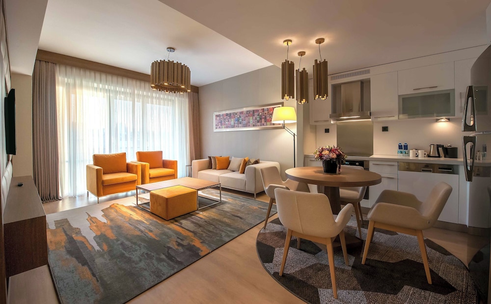 The Superior Living Batisehir 39/55