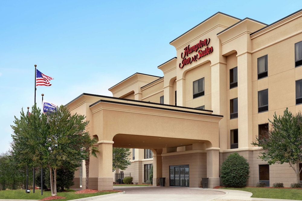 Hampton Inn And Suites Pine Bluff 1/46