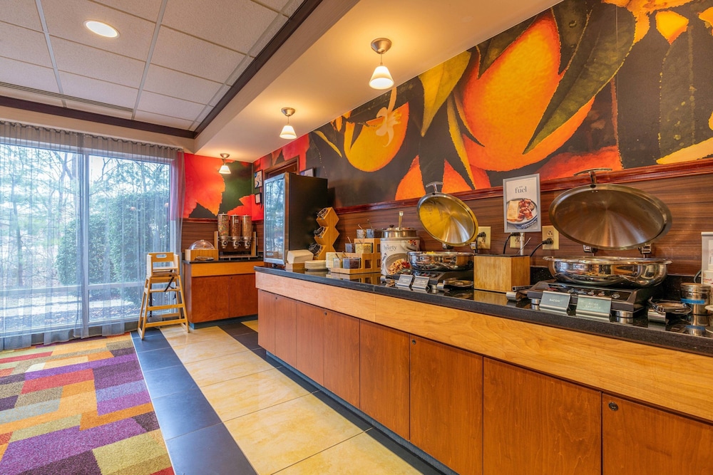 Fairfield Inn Suites Carlisle 6/55