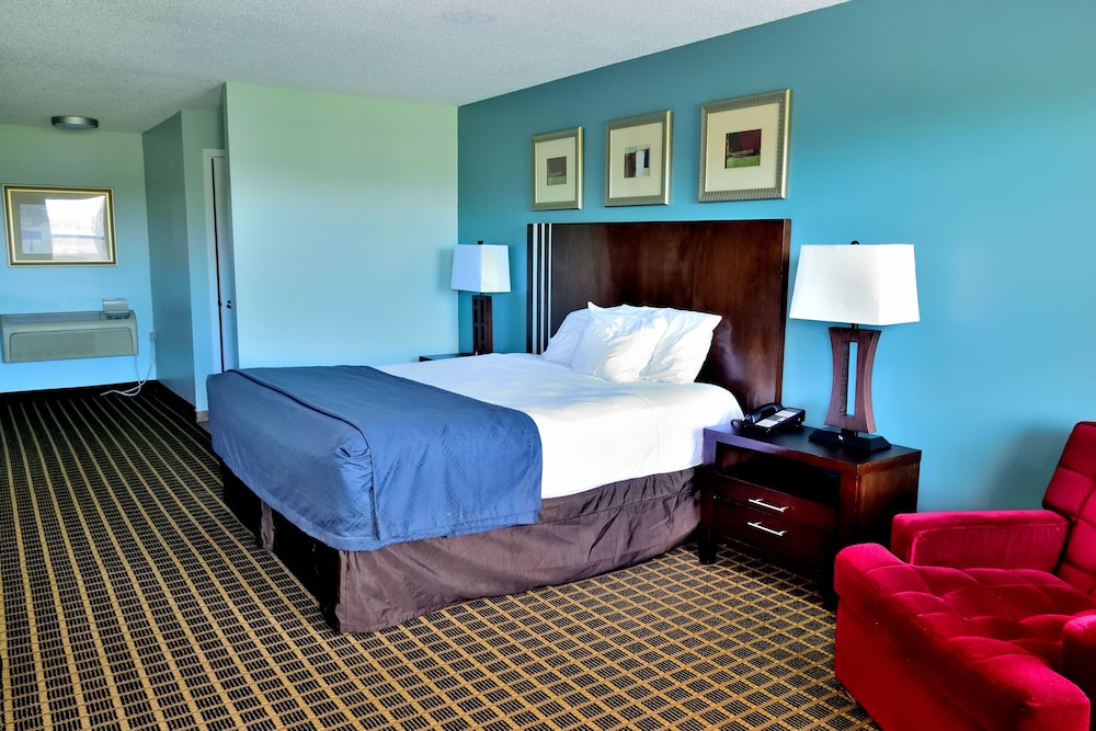 Econo Lodge 17/37
