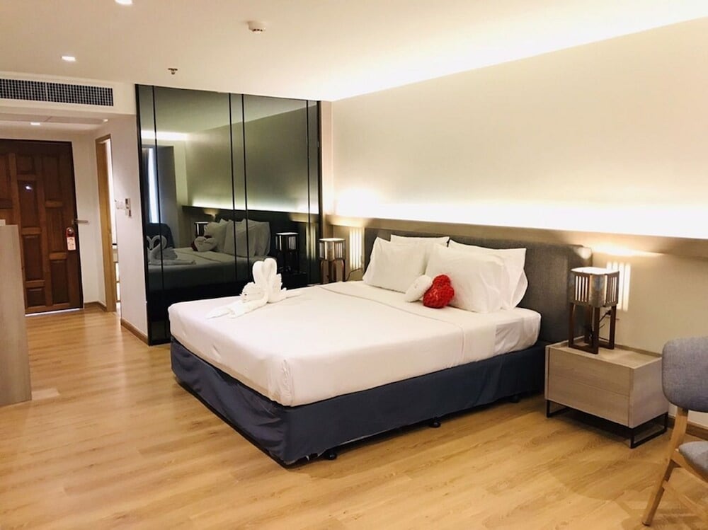 Sandy Spring Hotel 26/71