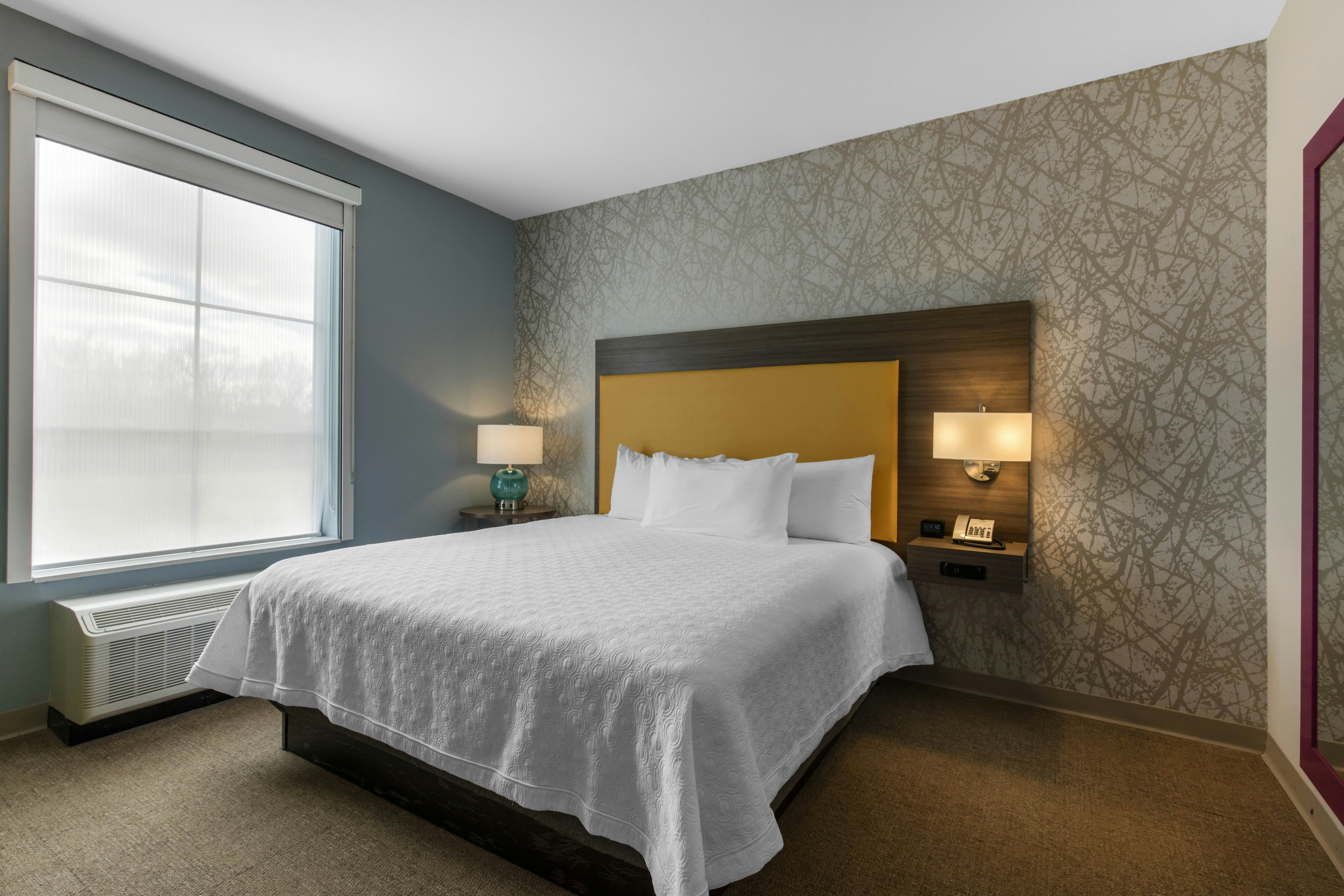 1 Bedroom, Suite, King Bed