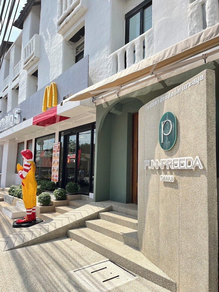 Punnpreeda Beach Resort 41/47