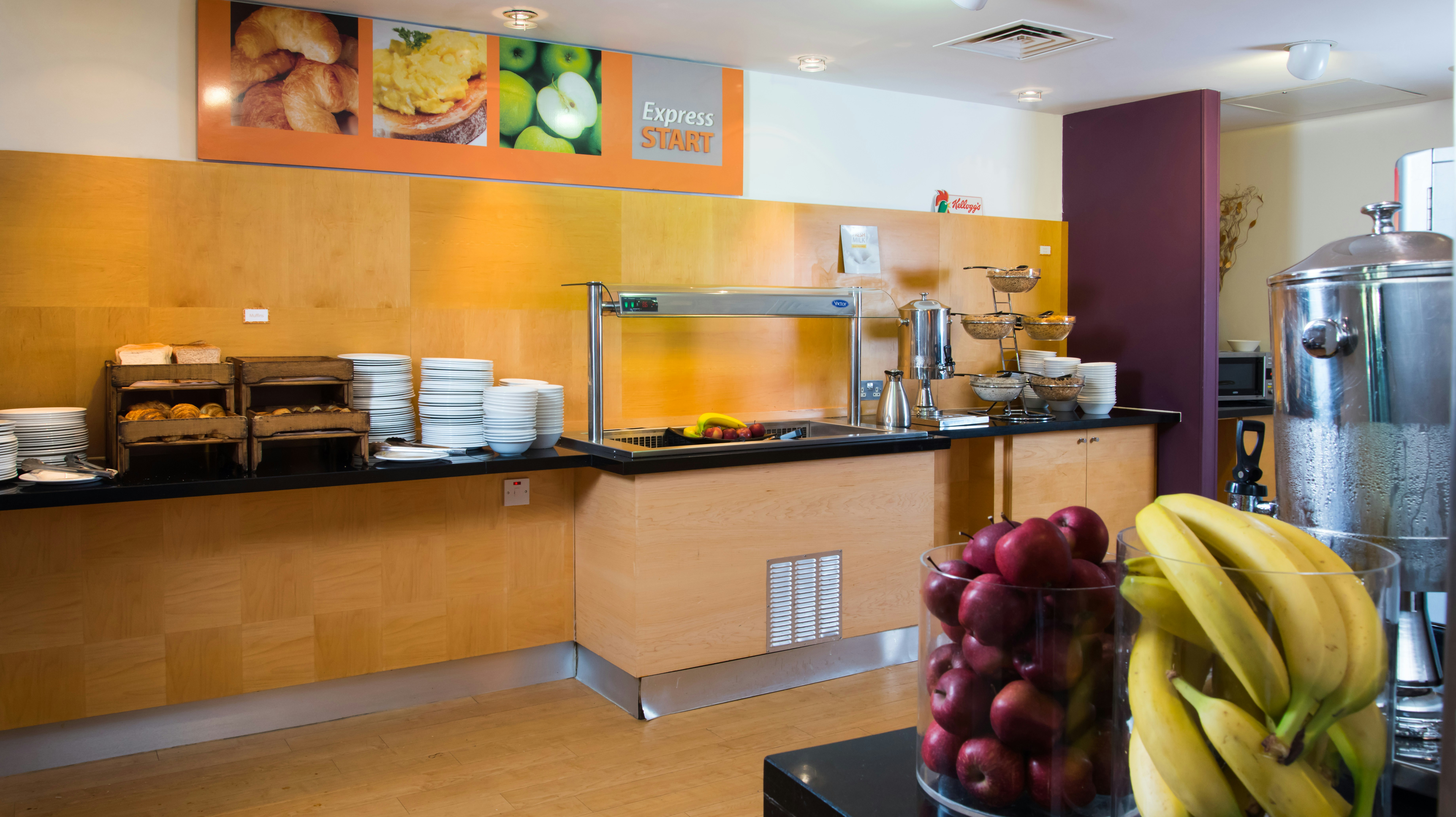 Holiday Inn Express Hemel Hemptstead 7/15