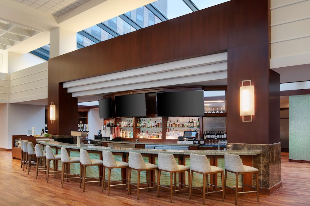 Hyatt Regency Dulles 40/54