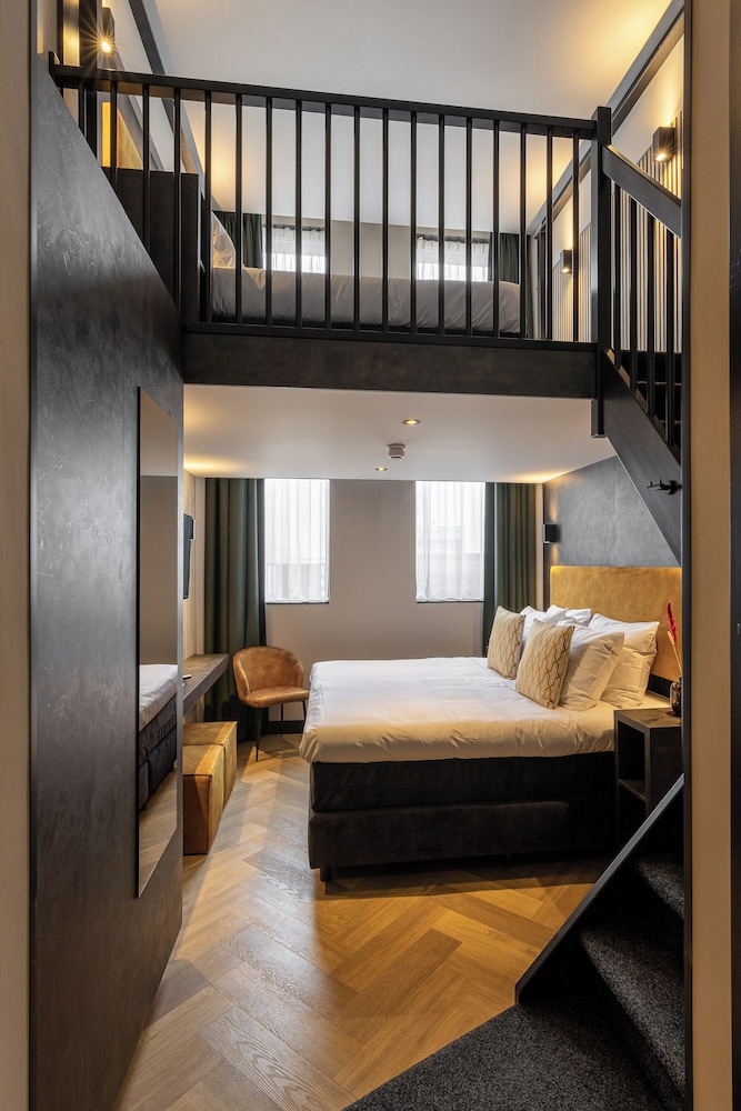 Monument Hotel 21/36
