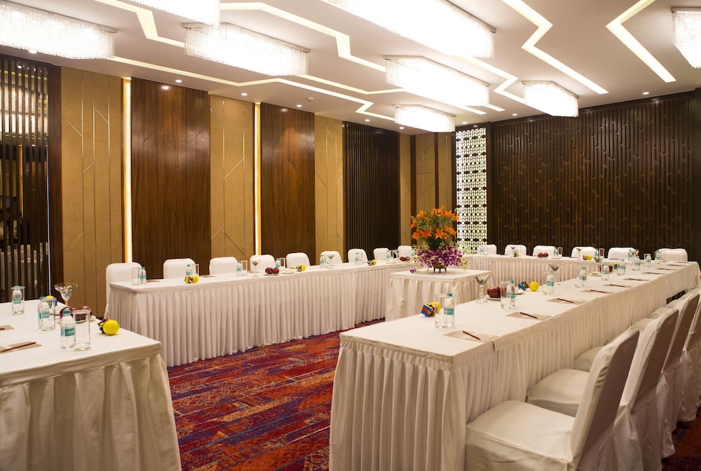 Fariyas Hotel Mumbai 39/50
