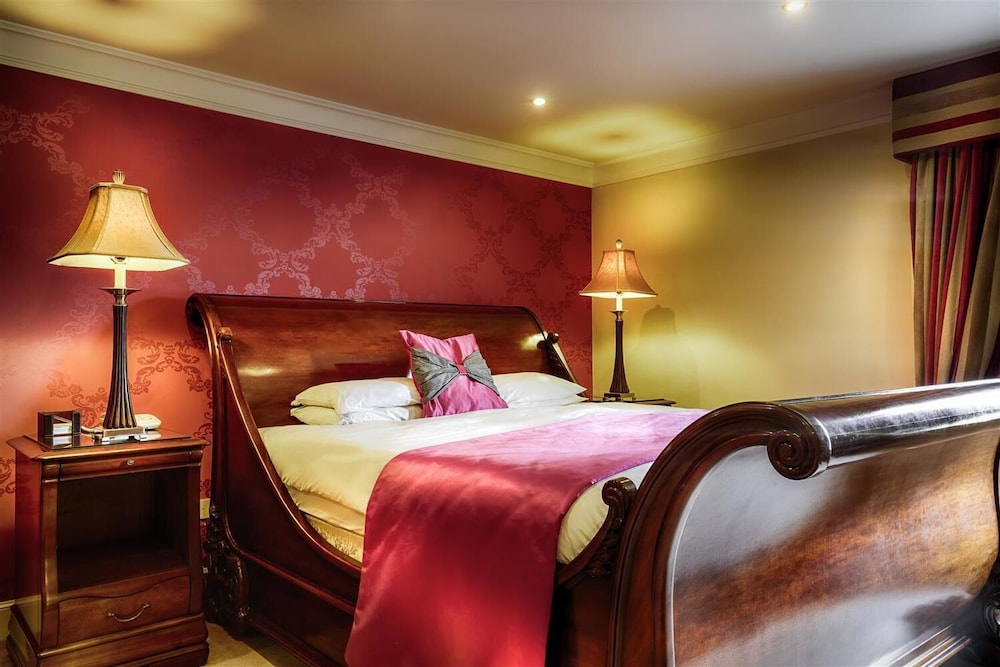 The Mansion House Hotel 10/50