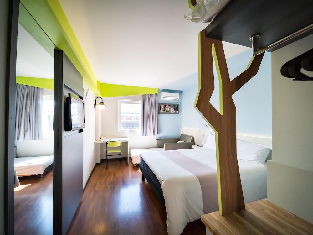 ibis Styles Curitiba Centro Civico 20/50