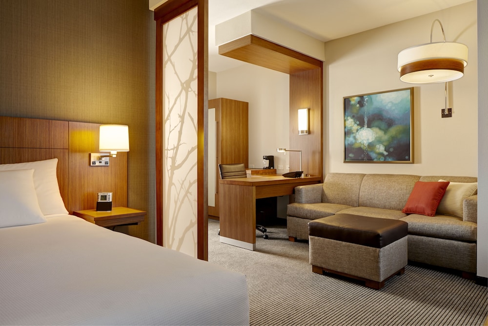 Hyatt Place DFW 15/63