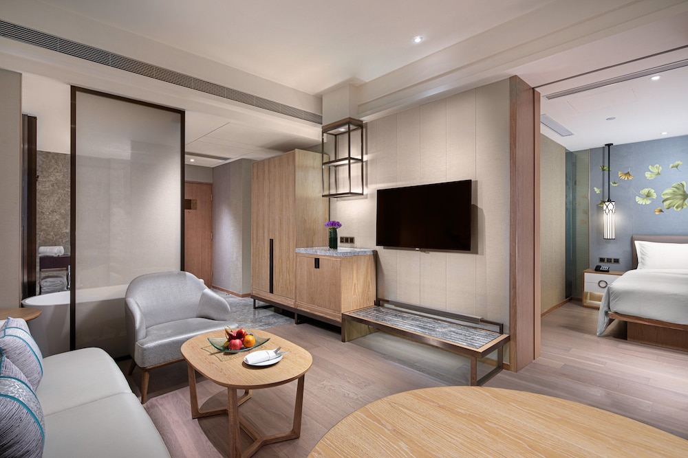 Crowne Plaza Shanghai Nanjing Road, an IHG hotel 52/71