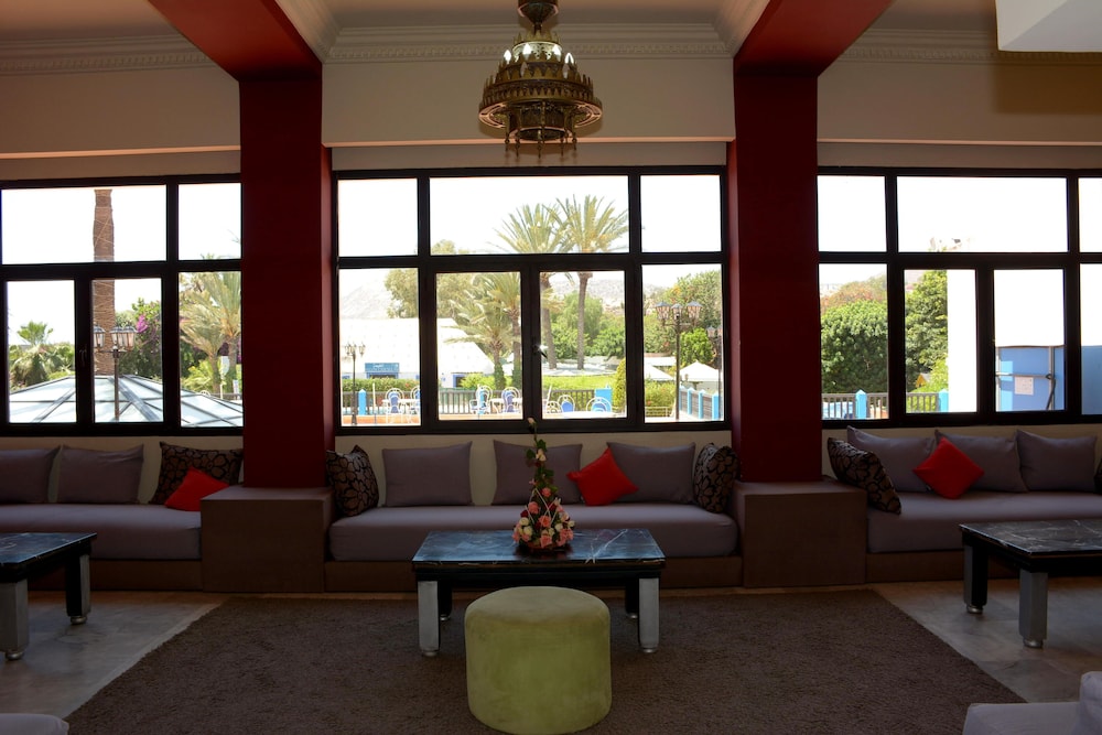 Hotel Oasis and Spa 31/50