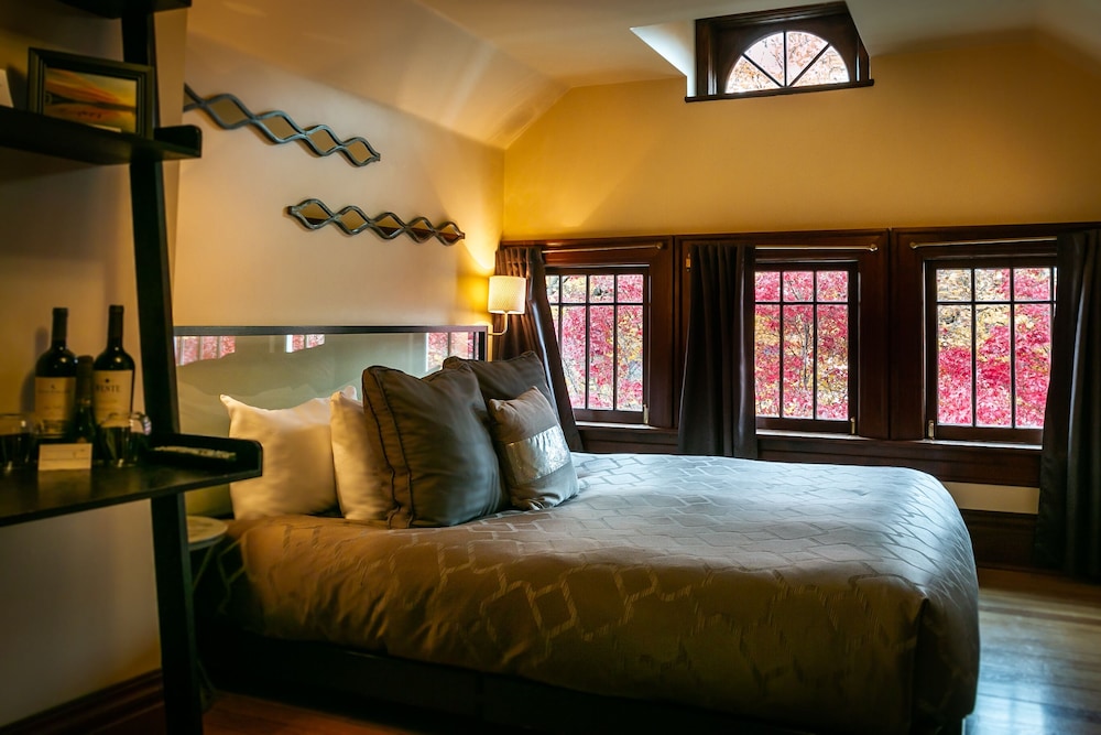 Blackwell Hotel 7/50