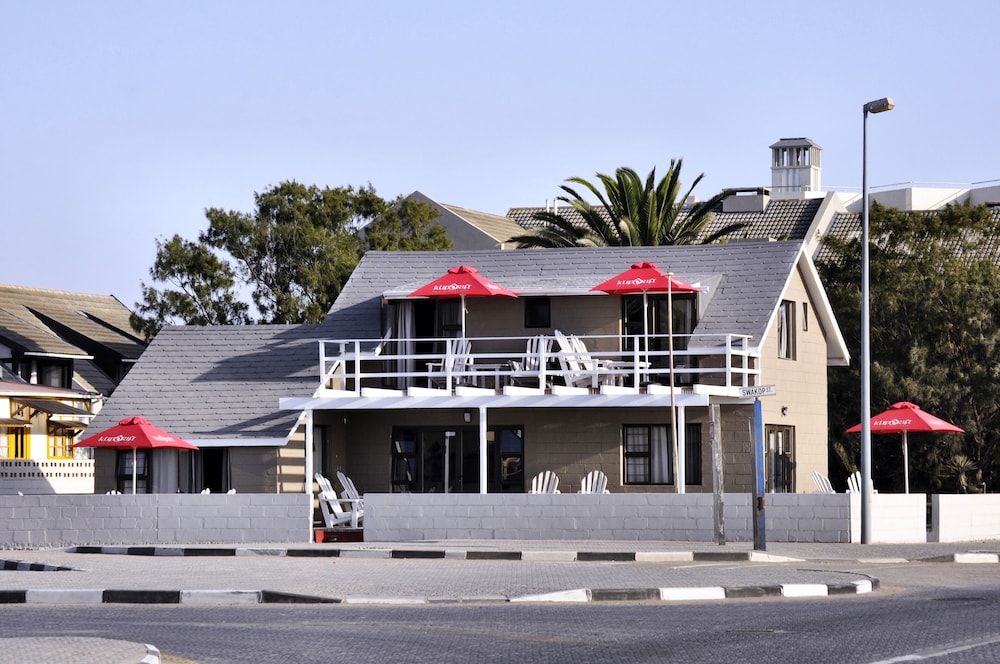 Swakopmund Sands Hotel & Cottage 4/50
