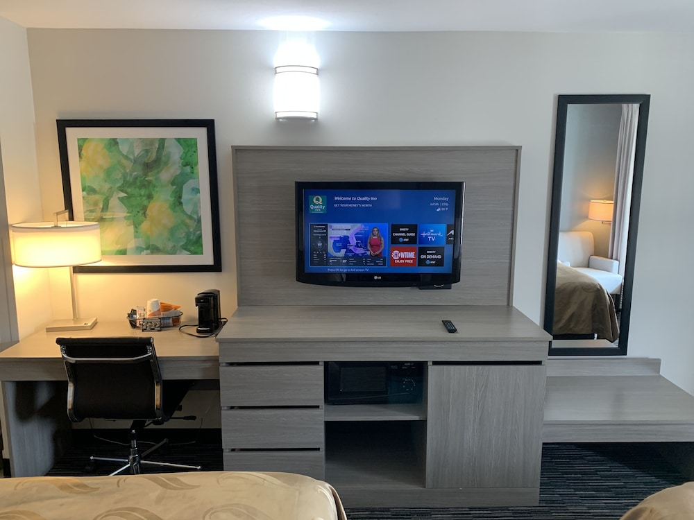 Quality Inn Gallatin-Nashville Metro 29/33