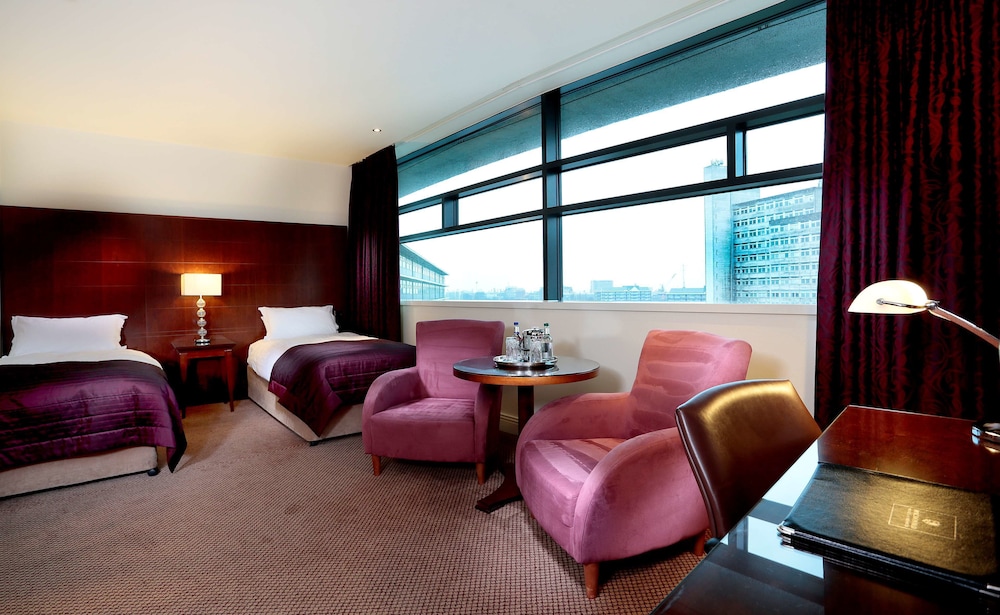 Manchester Piccadilly Hotel 28/39