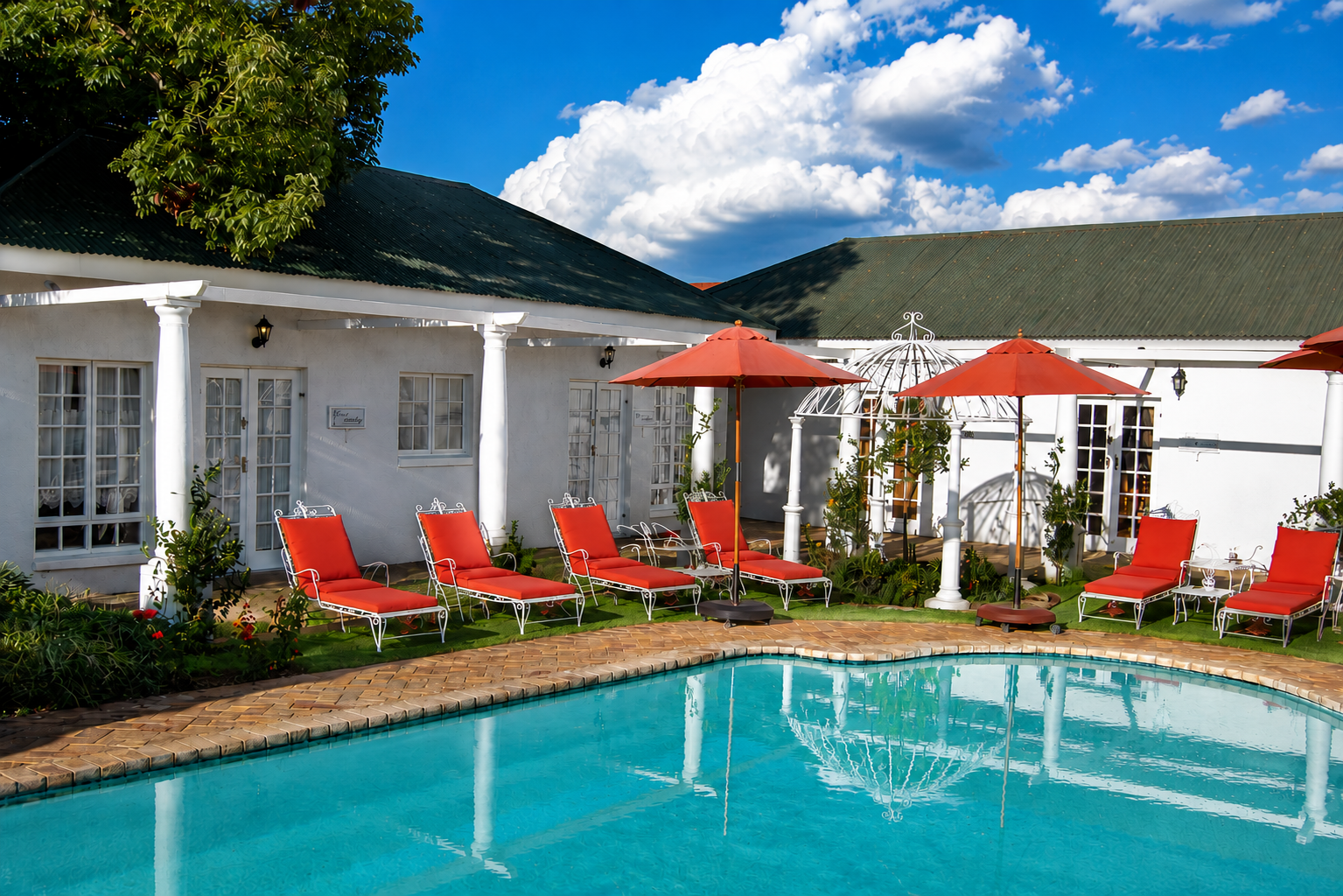 A Tapestry Garden Guest House 35/36