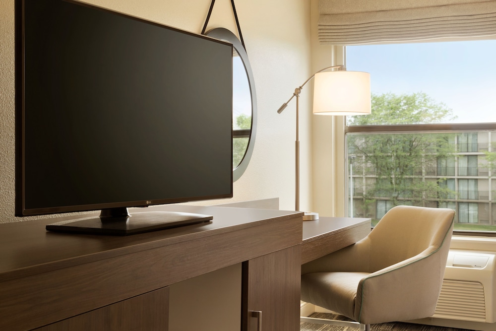 Hampton Inn Akron-Fairlawn 38/42